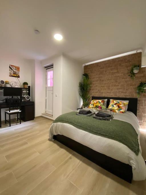 Artistic Digital Getaway - Patio & Great Location! Apartamento Lisboa Exterior foto