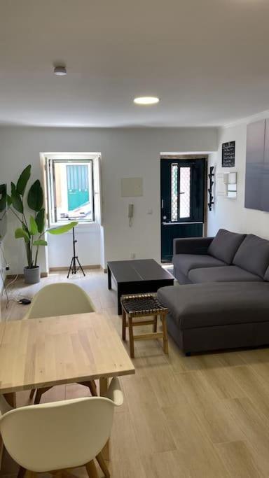 Artistic Digital Getaway - Patio & Great Location! Apartamento Lisboa Exterior foto